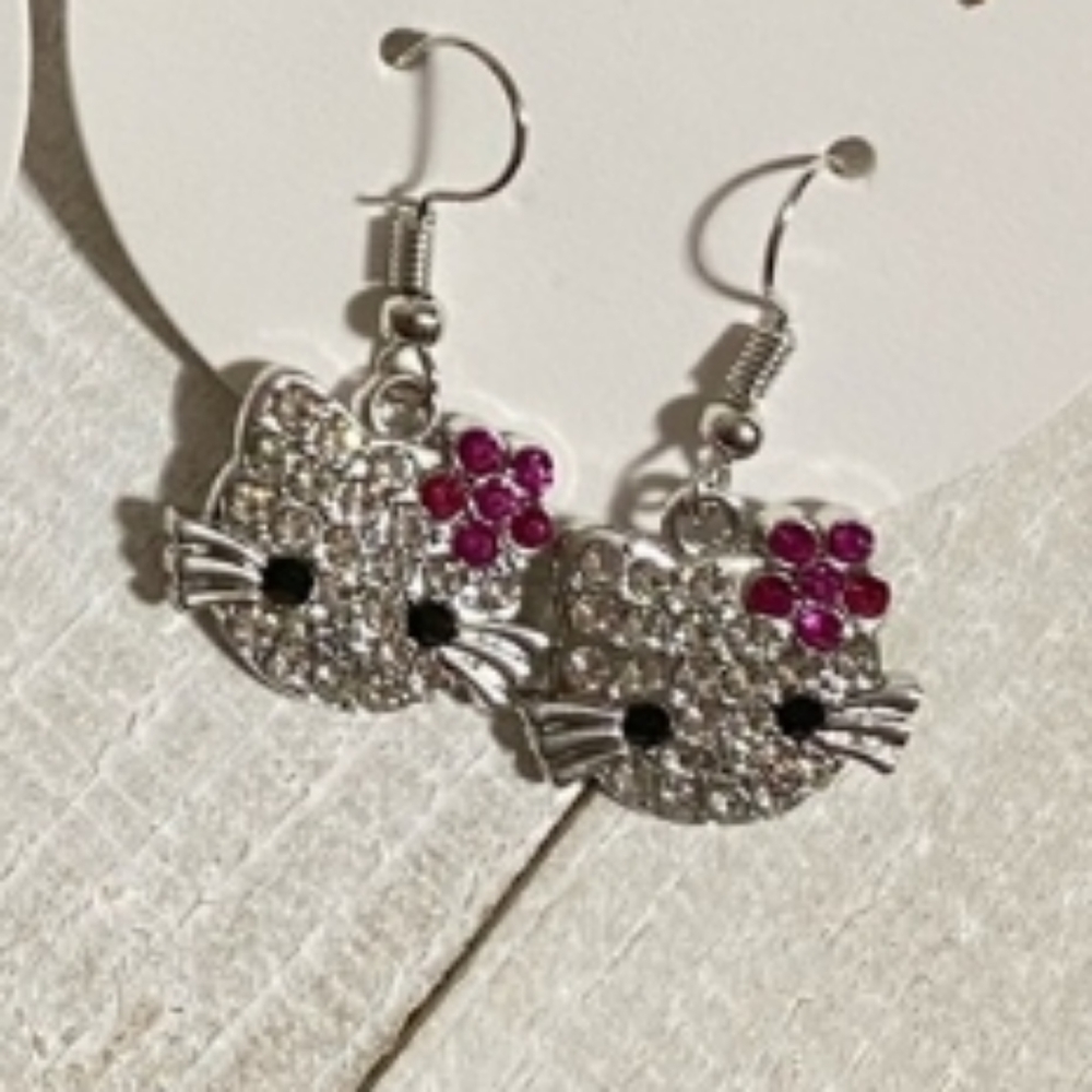 Kitty Cat Earrings Rhinestone crystal ss pierced earwire Hello Kitty Sanrio 1 pr - Picture 3 of 9